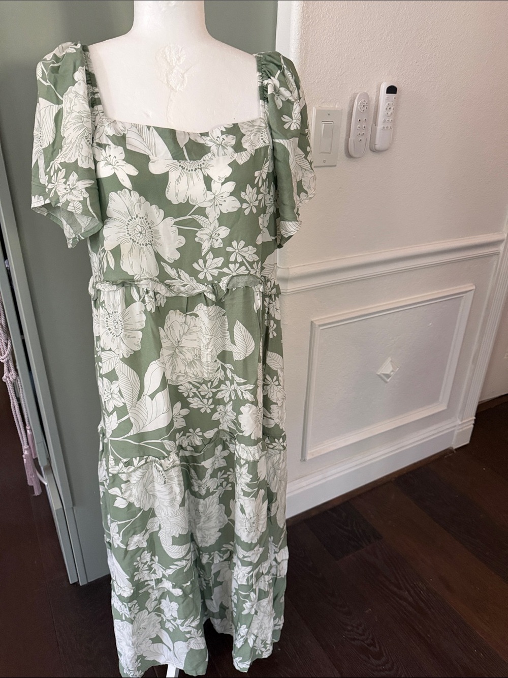Green floral maxi,  Puff-Sleeve Dress,xl